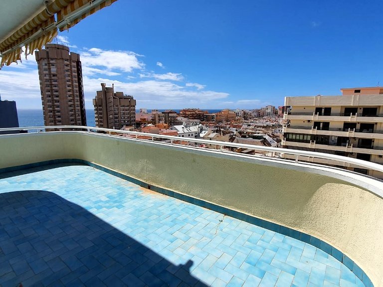 Apartment for Sale in Fuengirola, Malaga 1
