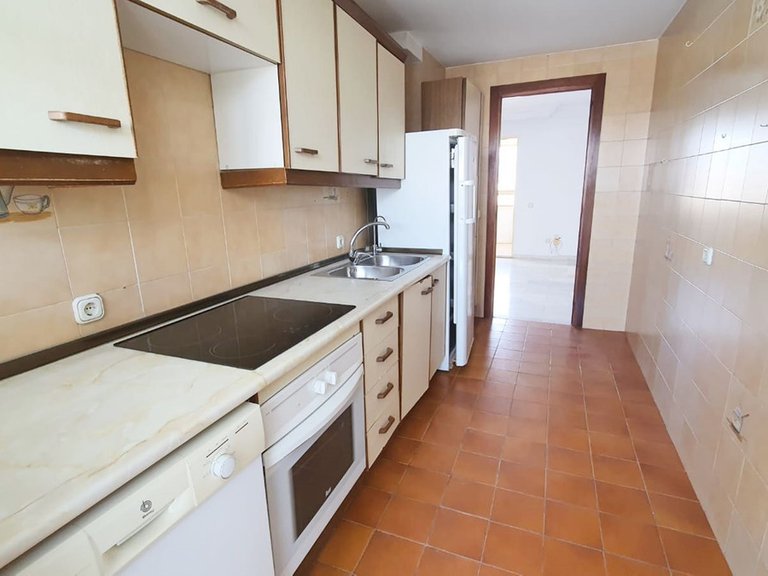Apartment for Sale in Fuengirola, Malaga 16