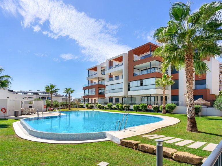 Apartment for Sale in Fuengirola, Malaga 35