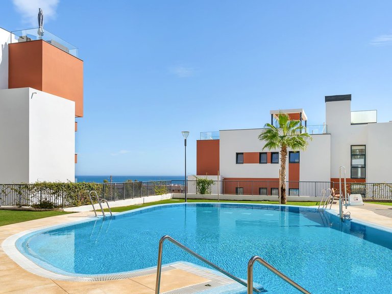 Apartment for Sale in Fuengirola, Malaga 38