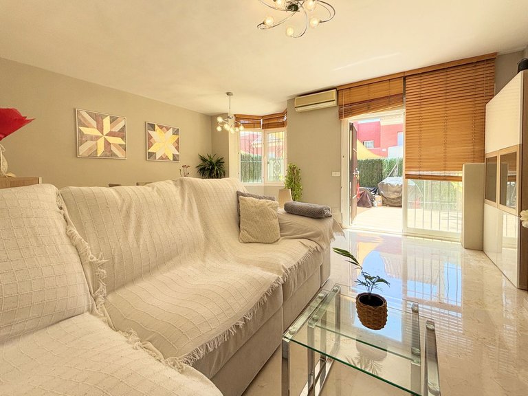 Villa for Sale in Estepona, Malaga 10