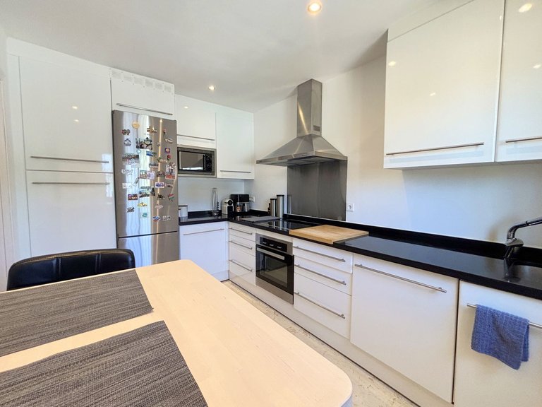 Villa for Sale in Estepona, Malaga 13