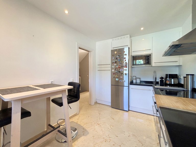 Villa for Sale in Estepona, Malaga 14