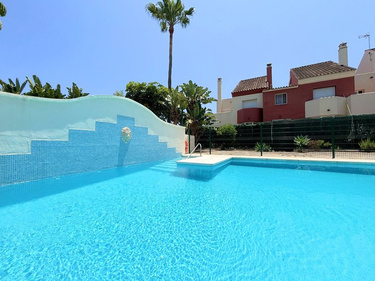 Villa for Sale in Estepona, Malaga 30