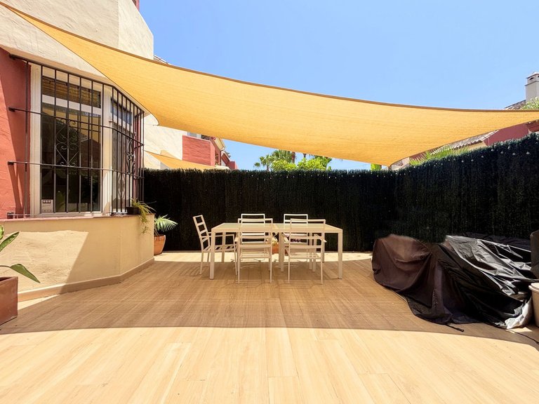 Villa for Sale in Estepona, Malaga 5