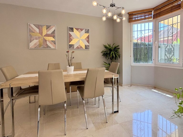 Villa for Sale in Estepona, Malaga 8