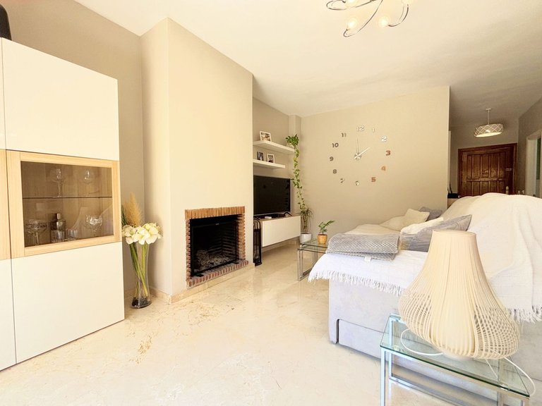 Villa for Sale in Estepona, Malaga 9