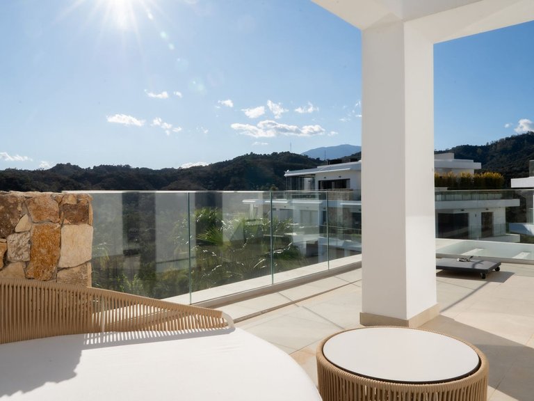 Apartment for Sale in Selwo, Malaga 30