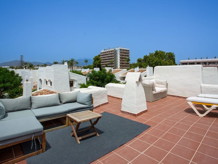 Apartment for Sale in New Golden Mile, Malaga 19