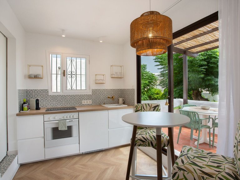 Apartment for Sale in New Golden Mile, Malaga 4