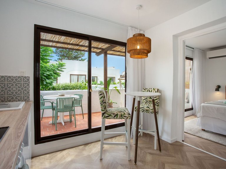 Apartment for Sale in New Golden Mile, Malaga 7