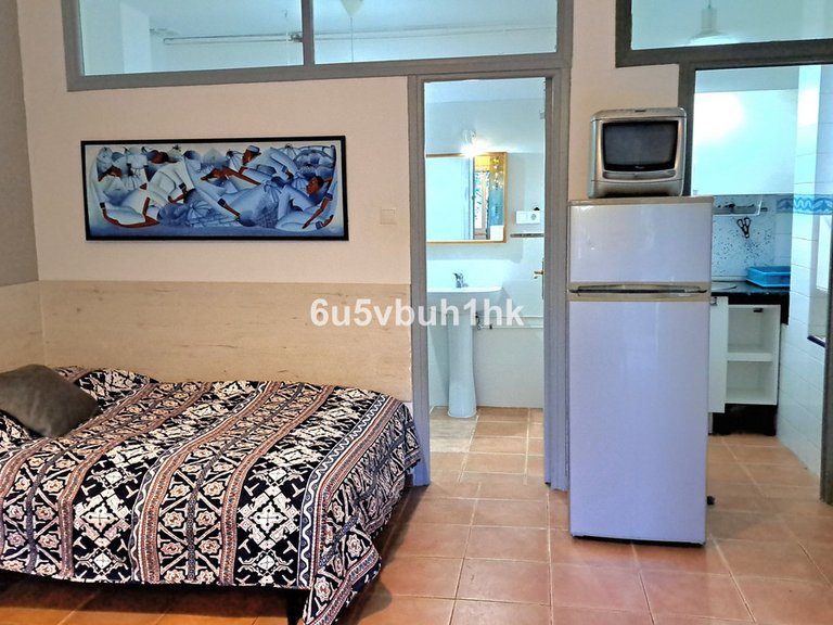 Villa for Sale in Málaga, Malaga 23