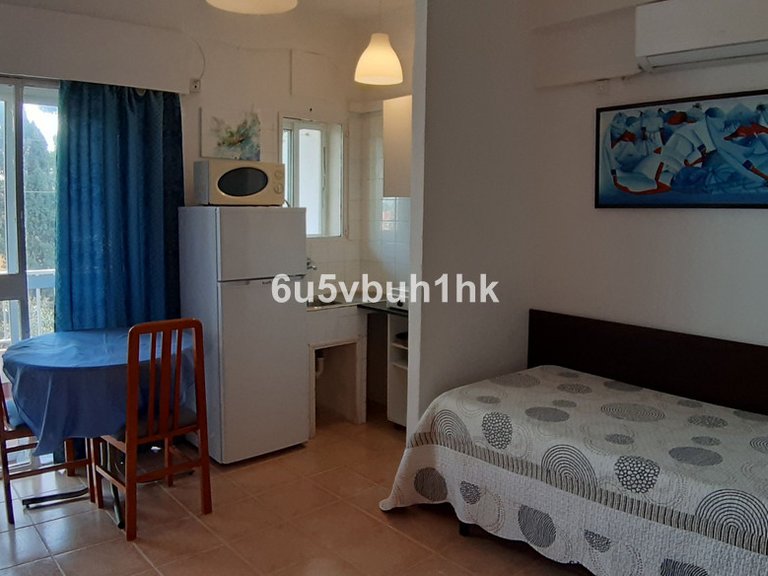 Villa for Sale in Málaga, Malaga 25