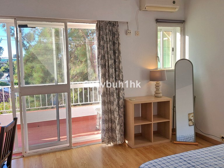 Villa for Sale in Málaga, Malaga 33