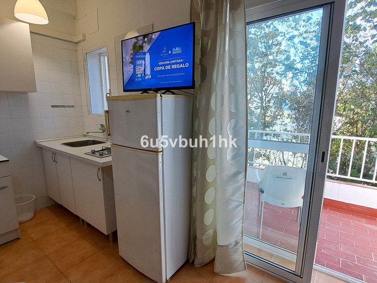 Villa for Sale in Málaga, Malaga 38