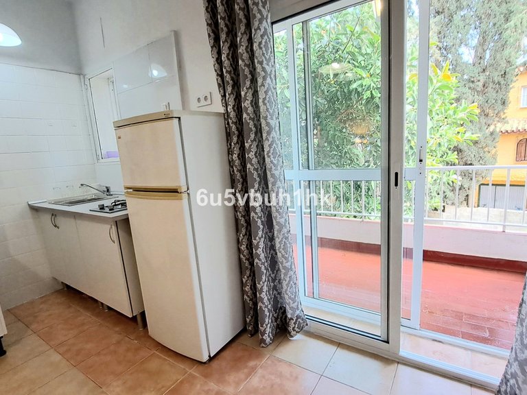 Villa for Sale in Málaga, Malaga 40