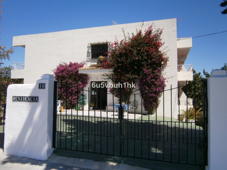 Villa for Sale in Málaga, Malaga 44