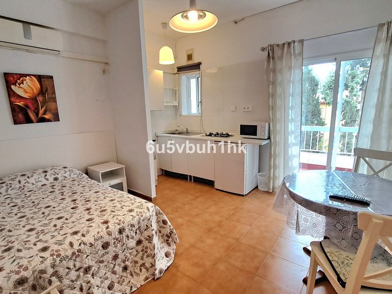 Villa for Sale in Málaga, Malaga 8