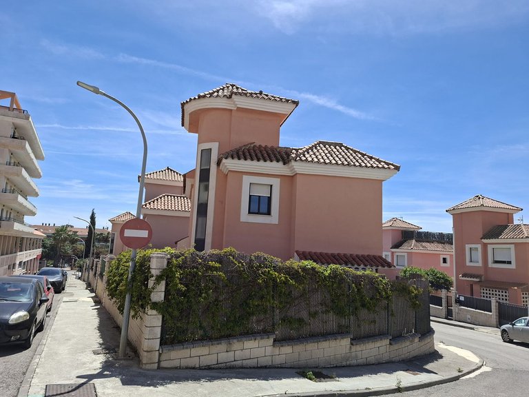 Villa for Sale in San Luis De Sabinillas, Malaga 23