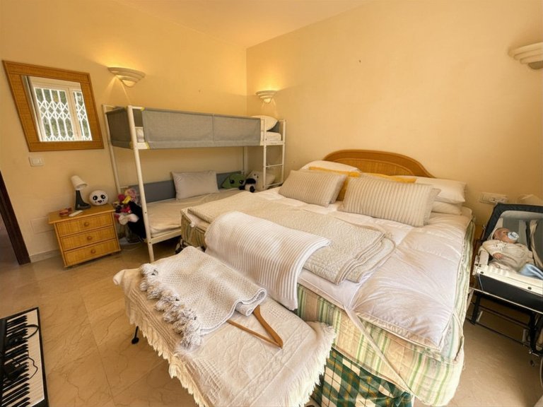 Villa for Sale in Estepona, Malaga 22
