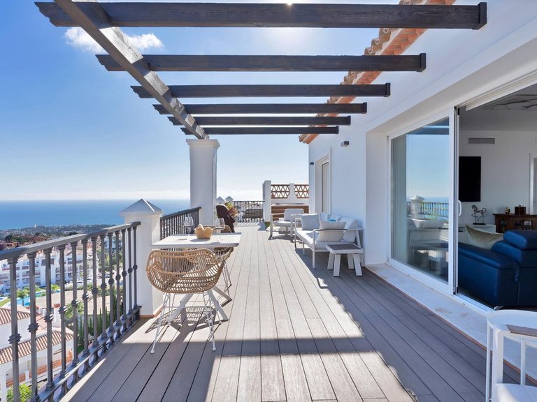 Apartment for Sale in Calahonda, Malaga 1