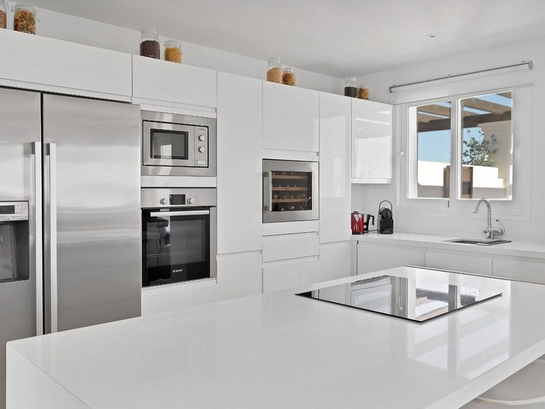 Apartment for Sale in Calahonda, Malaga 11