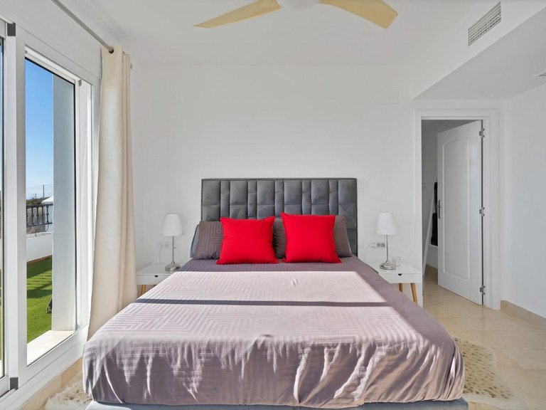 Apartment for Sale in Calahonda, Malaga 15