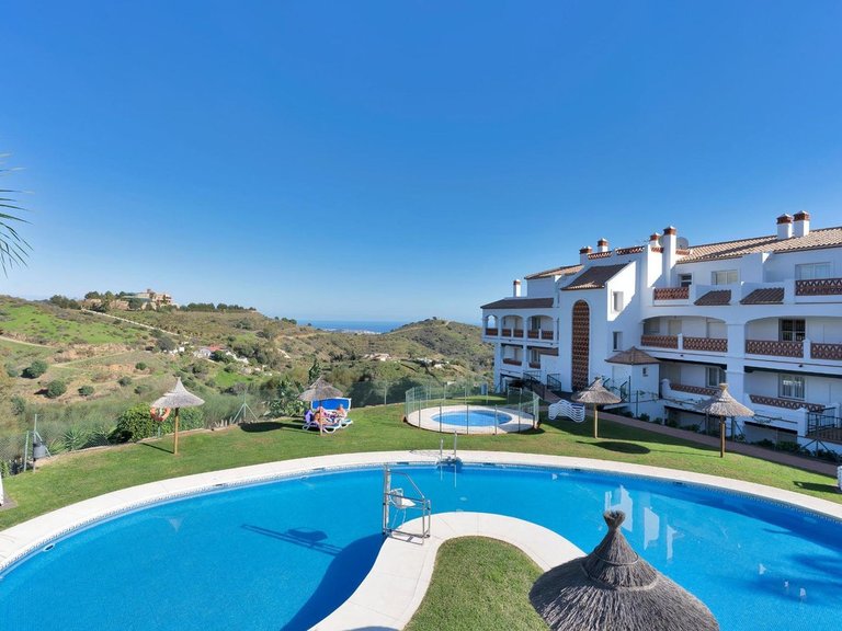 Apartment for Sale in Calahonda, Malaga 42