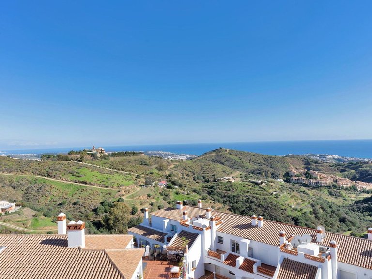 Apartment for Sale in Calahonda, Malaga 45