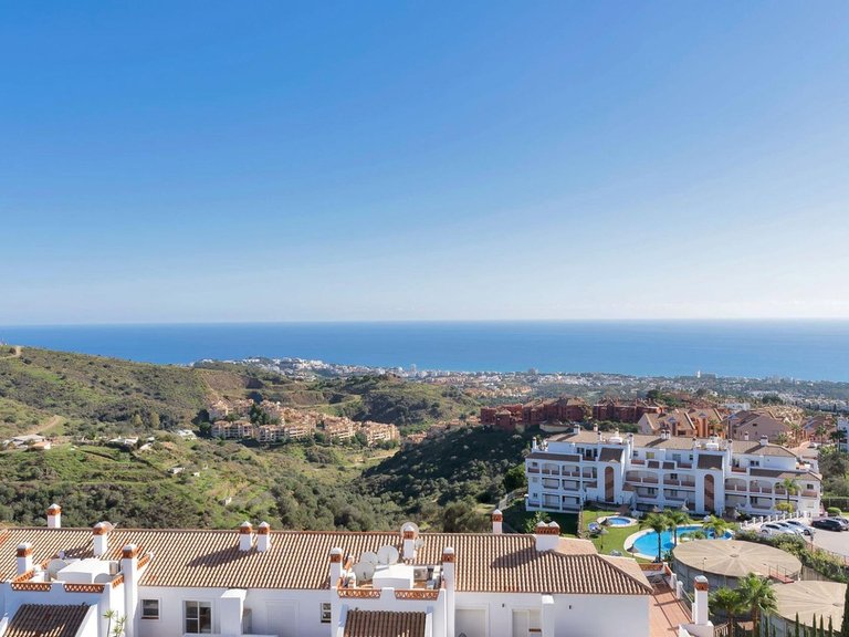 Apartment for Sale in Calahonda, Malaga 47