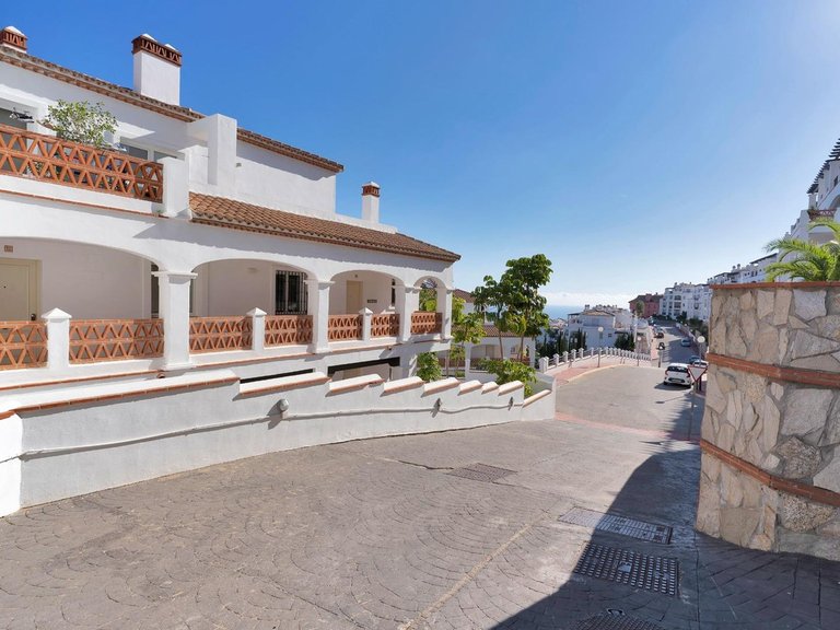 Apartment for Sale in Calahonda, Malaga 49