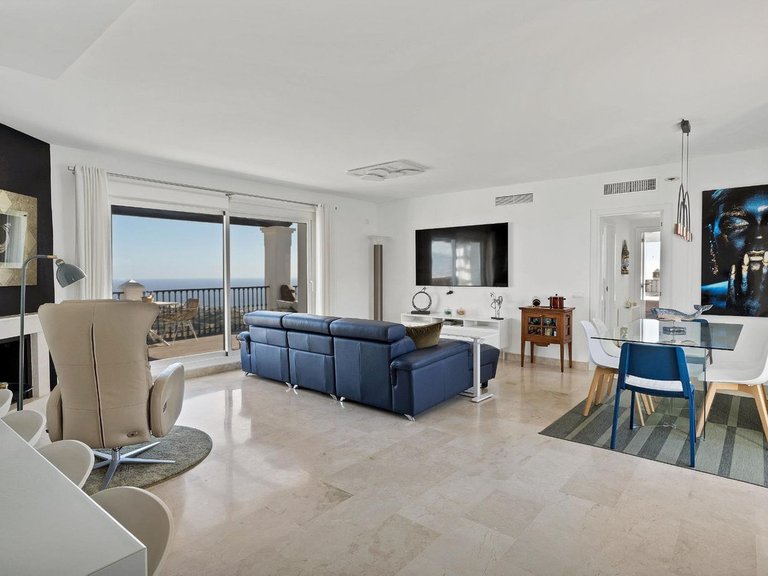 Apartment for Sale in Calahonda, Malaga 5