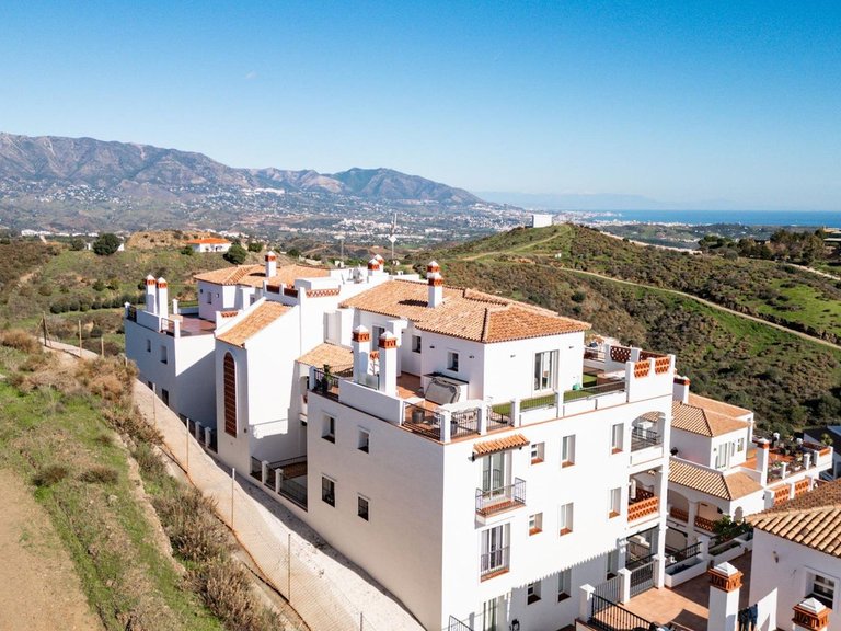 Apartment for Sale in Calahonda, Malaga 54