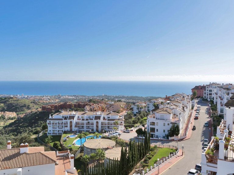 Apartment for Sale in Calahonda, Malaga 57
