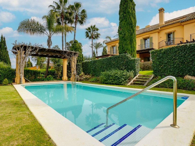 Villa for Sale in Sotogrande Alto, Cadiz 1