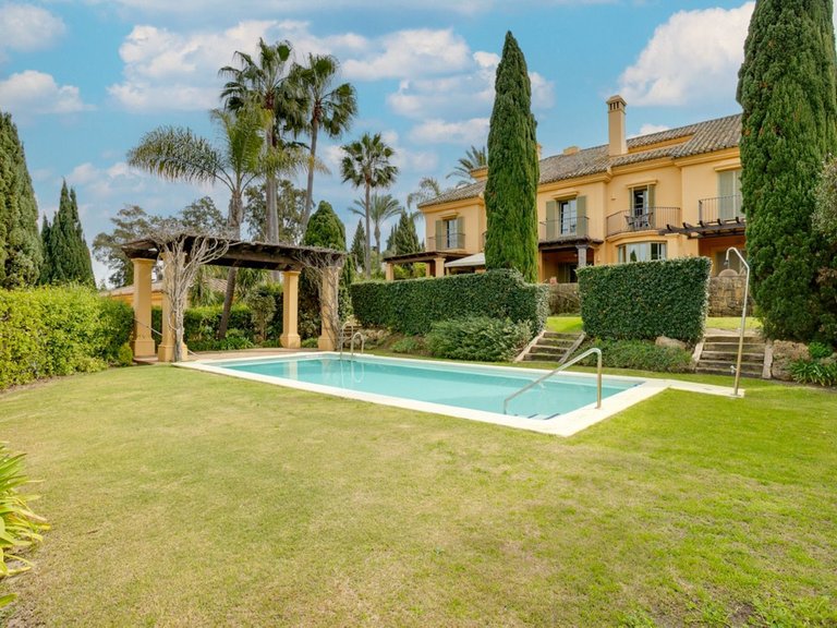 Villa for Sale in Sotogrande Alto, Cadiz 2