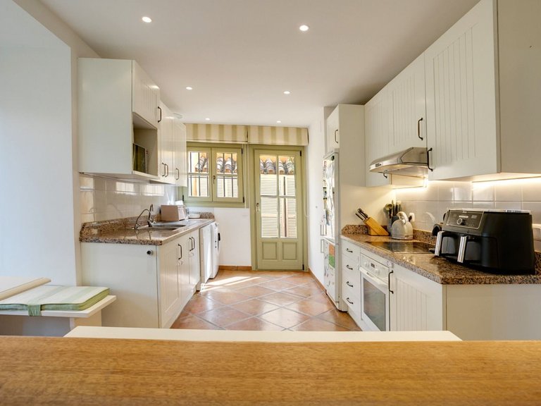 Villa for Sale in Sotogrande Alto, Cadiz 6