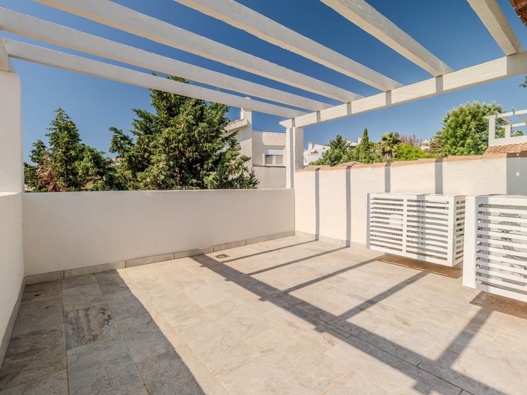 Villa for Sale in Estepona, Malaga 21