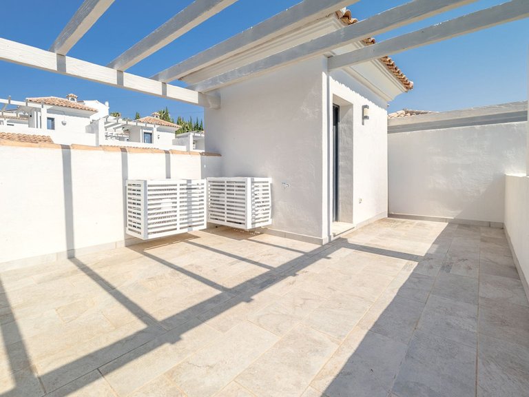 Villa for Sale in Estepona, Malaga 22