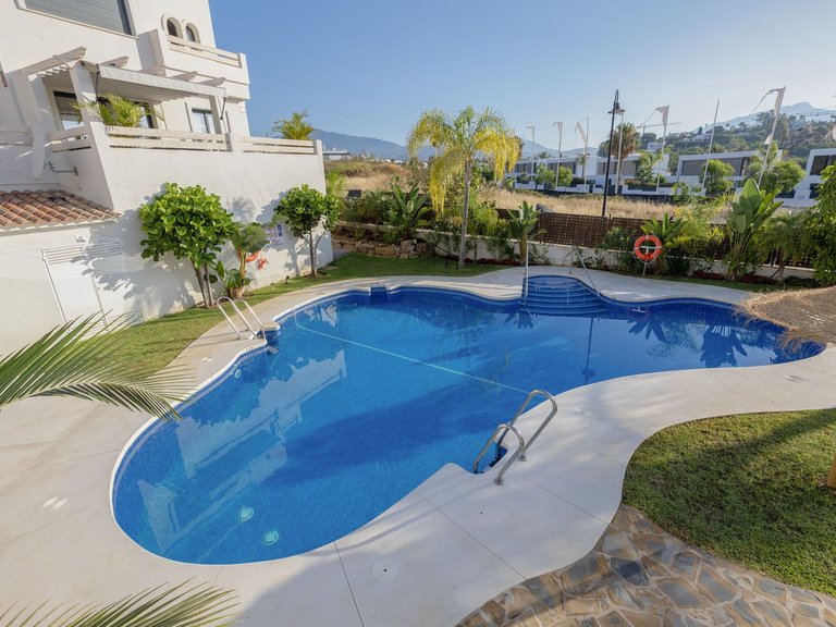 Villa for Sale in Estepona, Malaga 37