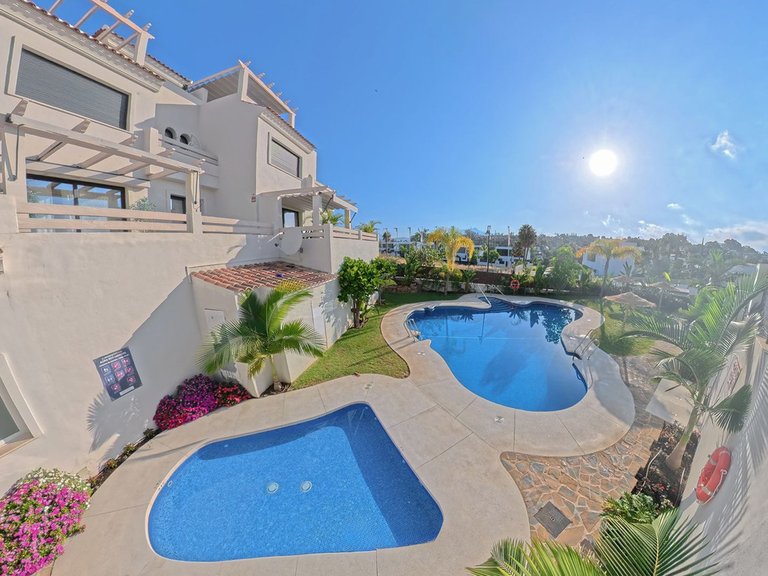 Villa for Sale in Estepona, Malaga 38
