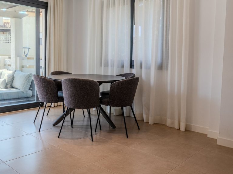 Villa for Sale in Estepona, Malaga 4