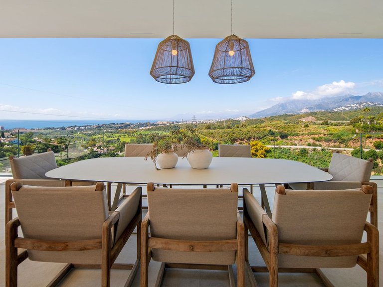 Villa for Sale in Marbella, Malaga 1