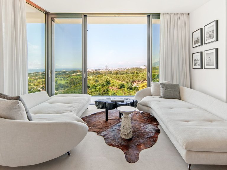 Villa for Sale in Marbella, Malaga 3