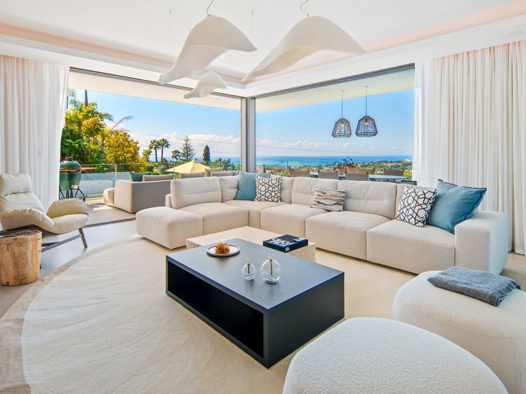 Villa for Sale in Marbella, Malaga 4