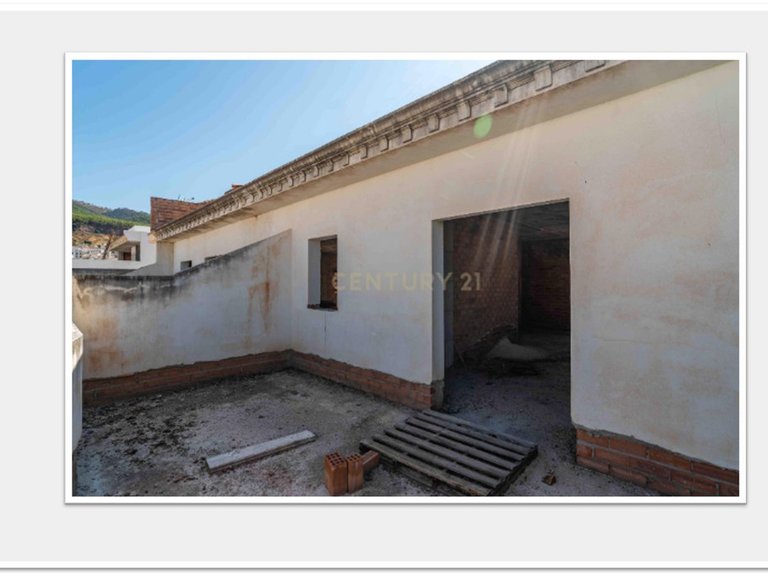 Commercial for Sale in Alhaurín El Grande, Malaga 11