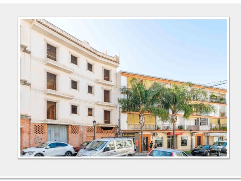 Commercial for Sale in Alhaurín El Grande, Malaga 13