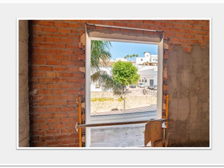 Commercial for Sale in Alhaurín El Grande, Malaga 18
