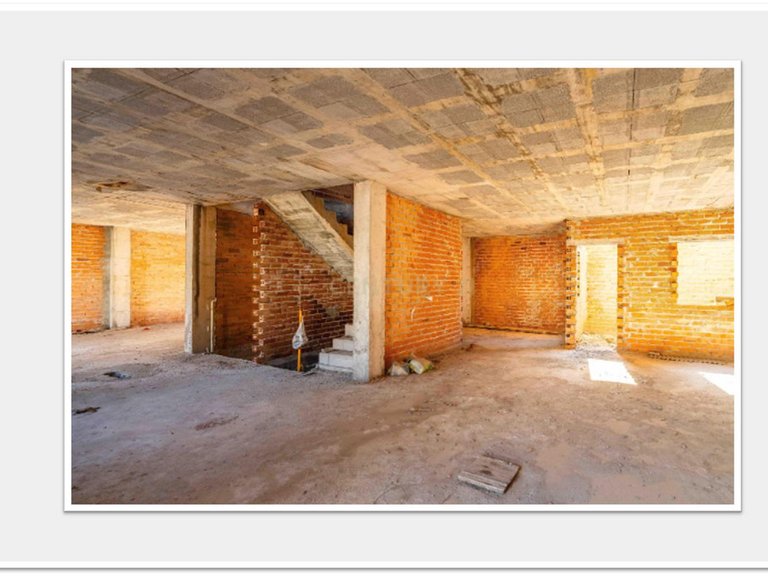Commercial for Sale in Alhaurín El Grande, Malaga 2