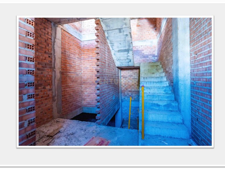 Commercial for Sale in Alhaurín El Grande, Malaga 25